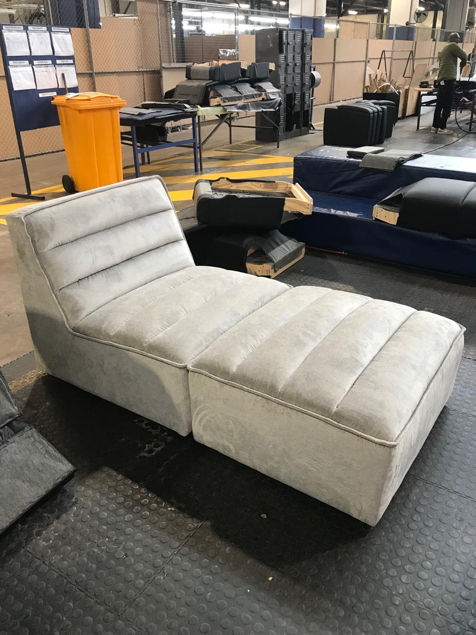 Zoe Modular Cinema Sofa - Image 2